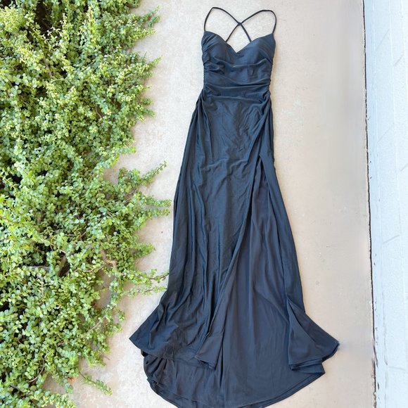 La Femme Dresses & Skirts - La Femme Cross Back Satin Jersey Trumpet Gown with Side Slit in Black, Size 6